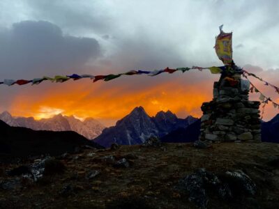 Ama Dablam, Himalaje Nepalu. VERTISPORT, Summit Ready Ama Dablam, Himalaje Nepalu. VERTISPORT, Summit Ready