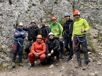 Moduł Technika Basic programu SUMMIT READY, czyli podstawowy kurs skałkowy po drogach ubezpieczonych, VERTISPORT