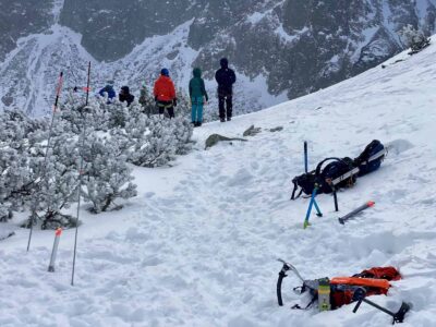 Kursy turystyki zimowej L1 w Tatrach SUMMIT READY - VERTISPORT Kursy turystyki zimowej L1 w Tatrach SUMMIT READY - VERTISPORT