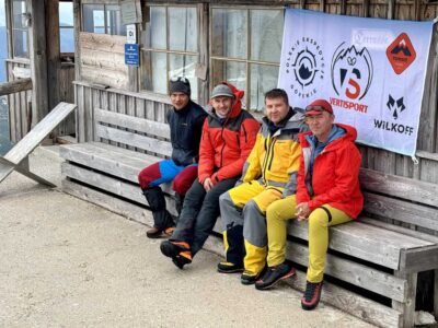 Kursy turystyki alpejskiej alpejskiej Vertisport SUMMIT READY + Hoher Dachstein Kursy turystyki alpejskiej alpejskiej Vertisport SUMMIT READY + Hoher Dachstein