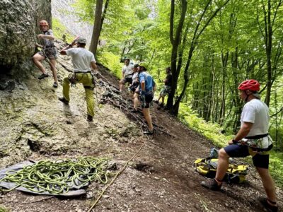 Kursy wspinaczki skałkowej VERTISPORT - Summit Ready na Jurze